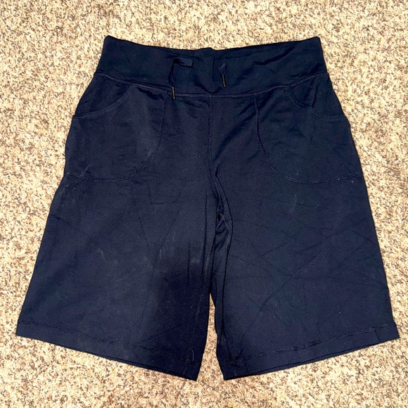 Lululemon Size 8 Yoga-Fabric Shorts – 10” Inseam - Picture 1 of 7